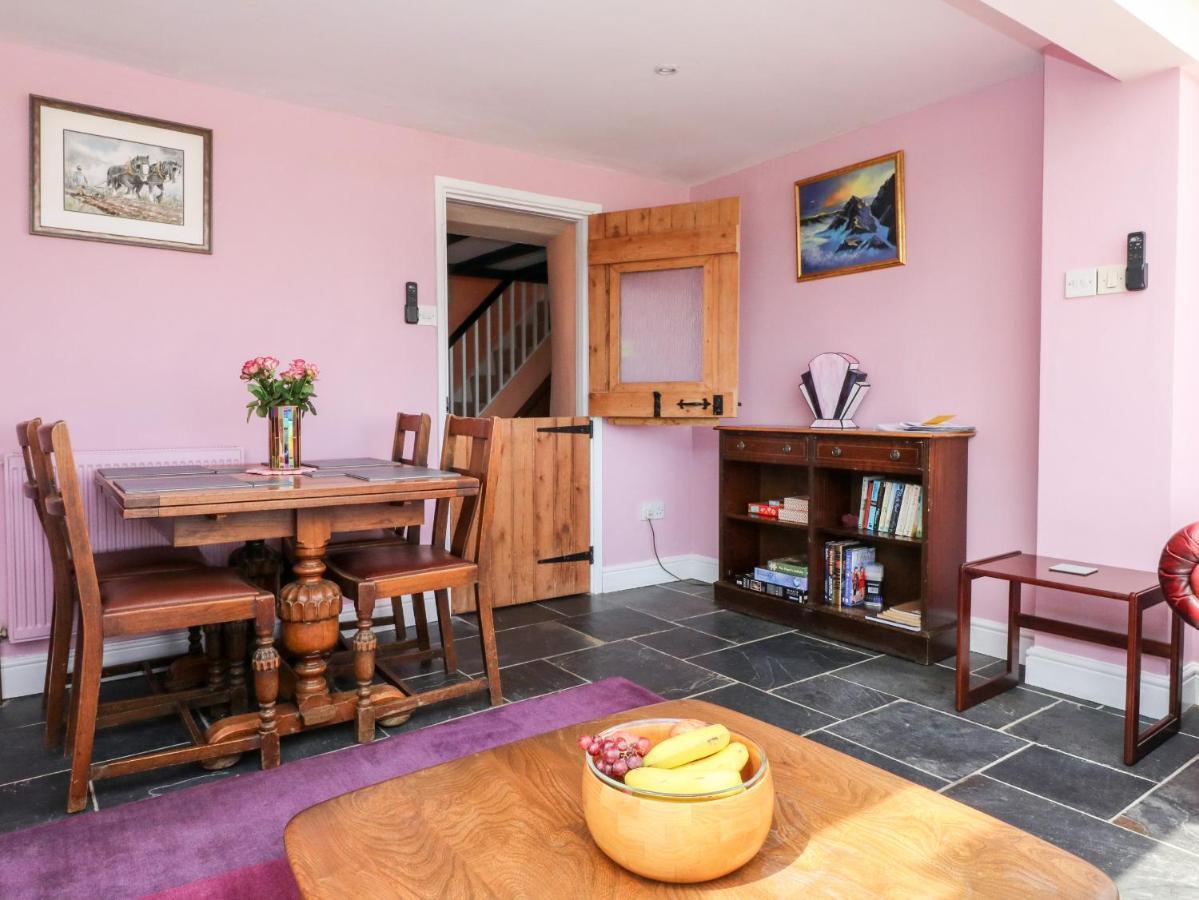 The Old Forge Cottage Bude Exterior foto